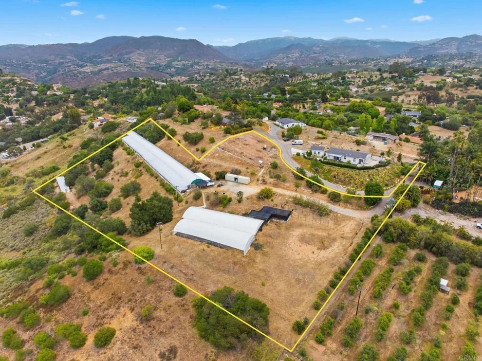 Unit for sale at 803 Quail Hill Road, Fallbrook, CA 92028