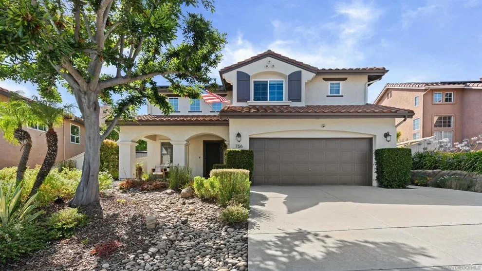 Unit for sale at 756 Camino Magnifico, San Marcos, CA 92069