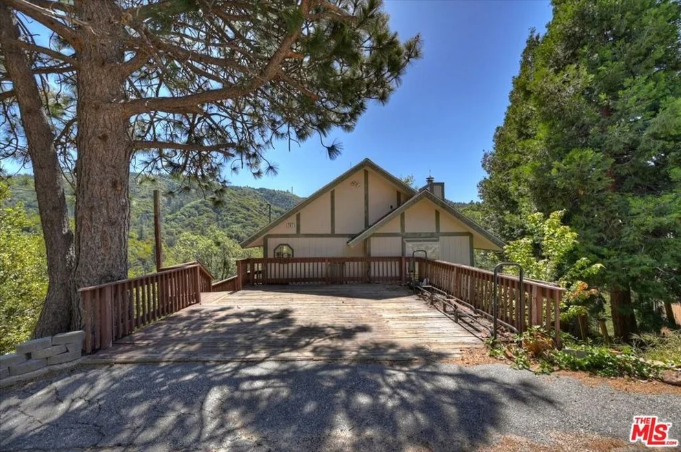 Unit for sale at 267 Davos Court, Crestline, CA 92325