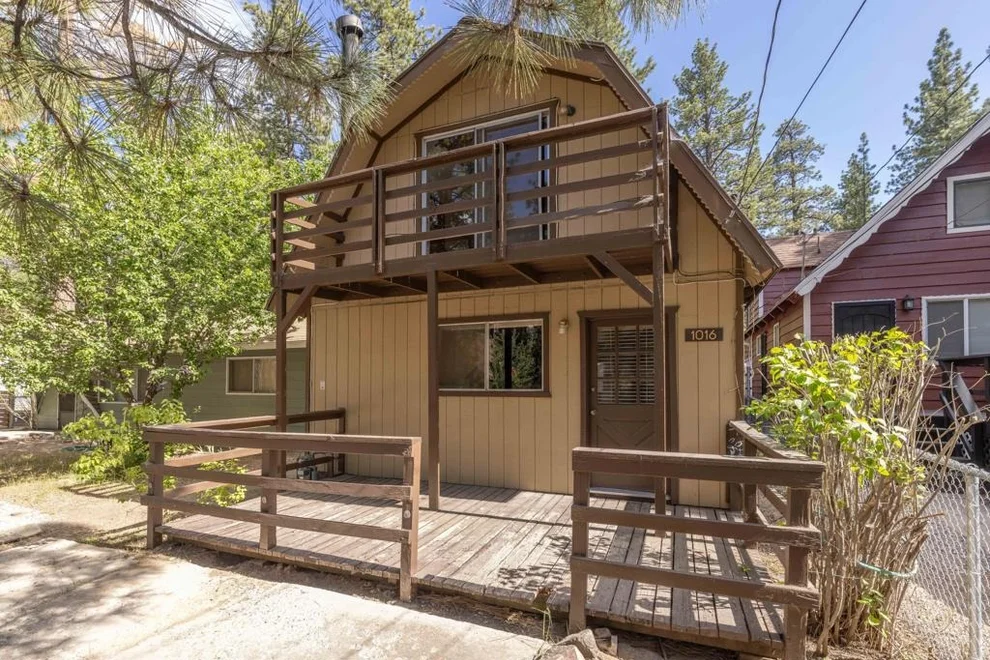 Unit for sale at 1016 Robinhood Boulevard, Big Bear, CA 92314