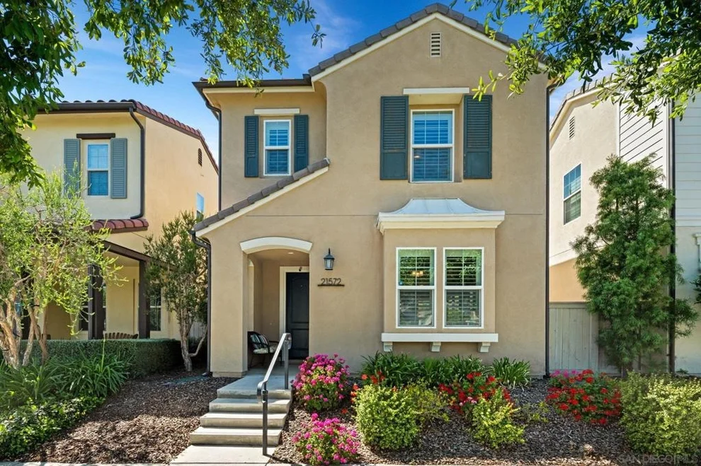 Unit for sale at 21572 Saddle Bred Lane, Escondido, CA 92029
