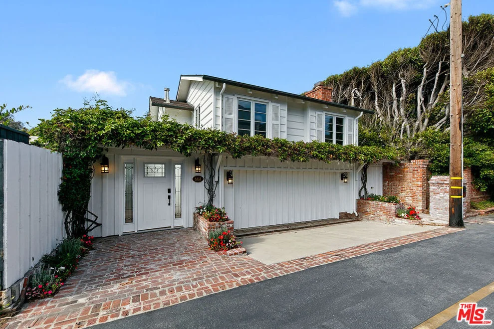 Unit for sale at 23561 Malibu Colony Road, Malibu, CA 90265