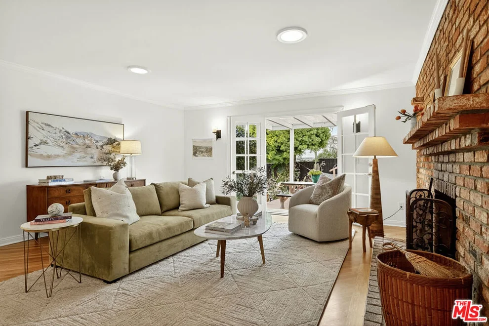 Unit for sale at 12557 Sanford Street, Los Angeles, CA 90066