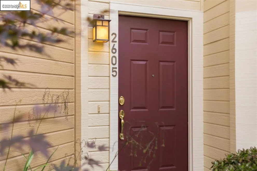 Unit for sale at 2605 Beach Head Ct, Richmond, CA 94804