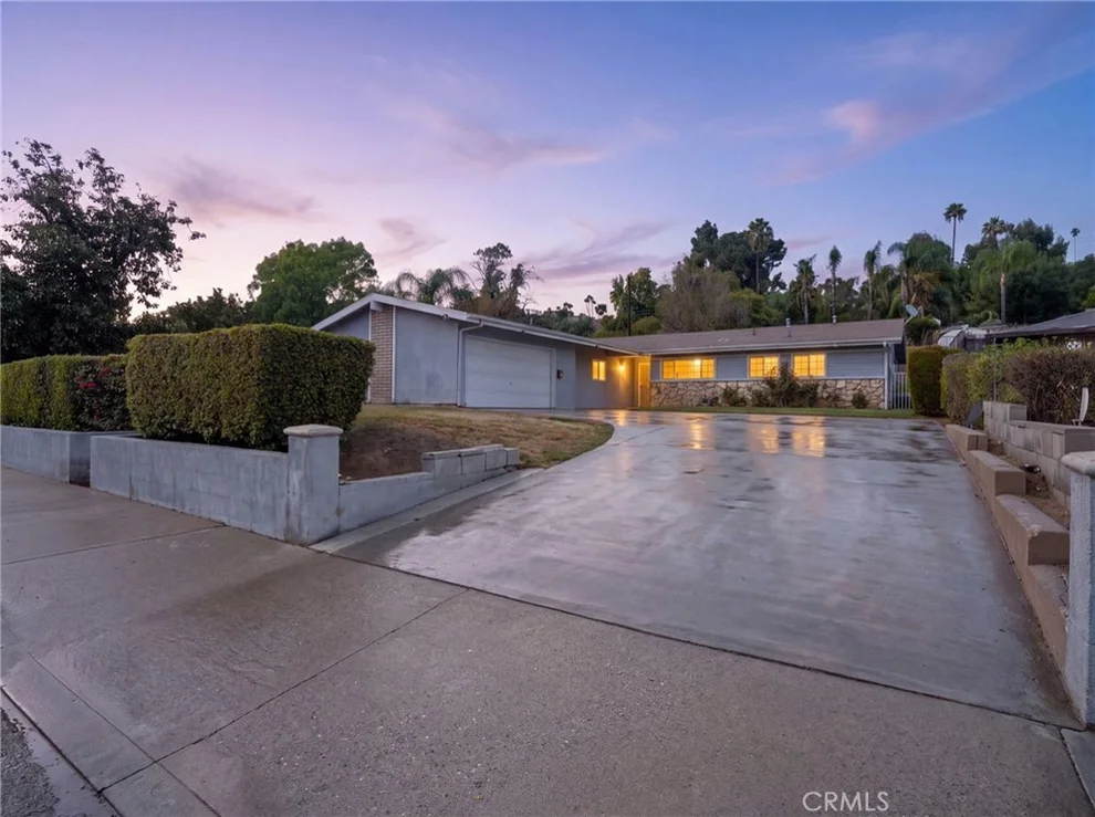 Unit for sale at 901 Val Vista, Pomona, CA 91768