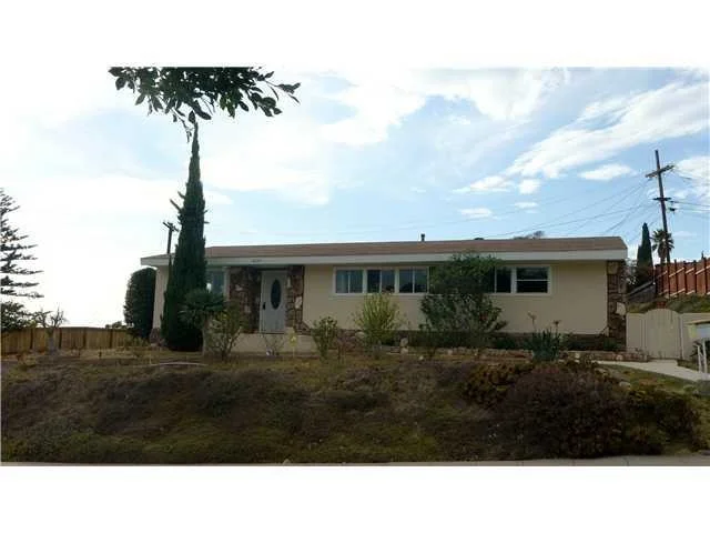 Unit for sale at 5424 San Mateo Drive, San Diego, CA 92114
