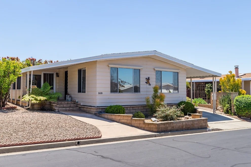 Unit for sale at 1618 Lotus Glen, Escondido, CA 92026