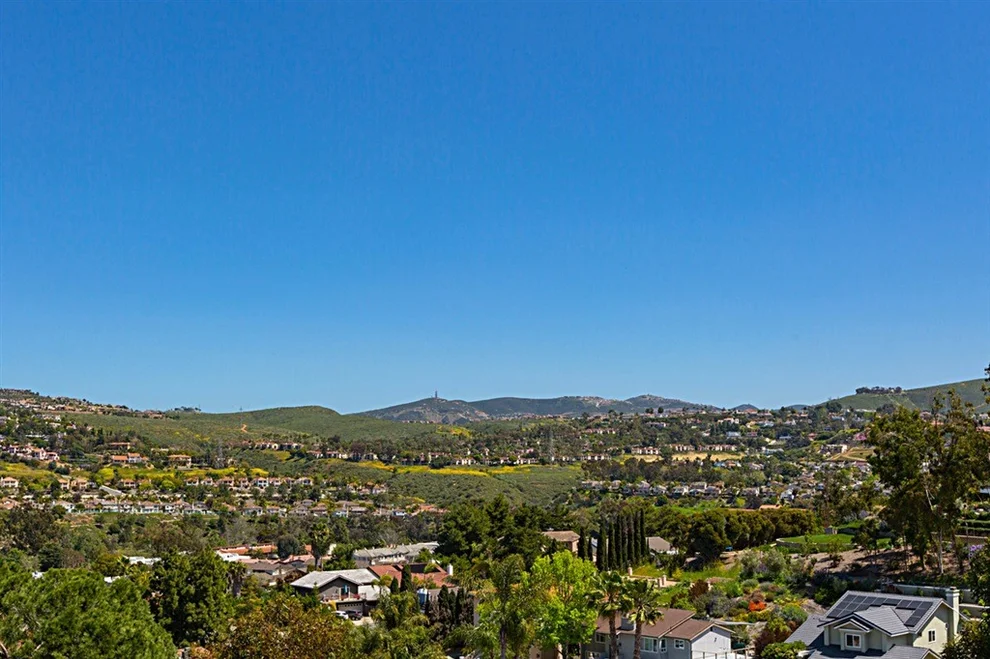 Unit for sale at 2438 Sacada Cir, Carlsbad, CA 92009