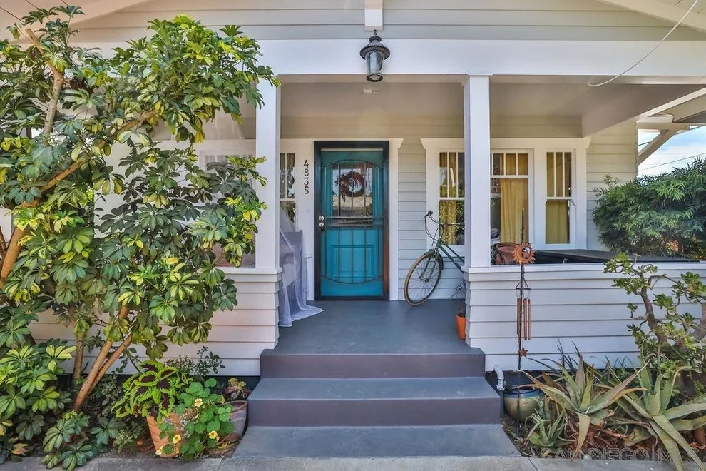 Unit for sale at 4831 35 Brighton Ave, San Diego, CA 92107