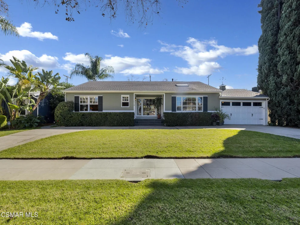 Unit for sale at 1524 W Riverside Drive, Burbank, CA 91506