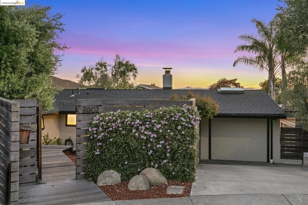 Unit for sale at 7002 Carol Ct, El Cerrito, CA 94530