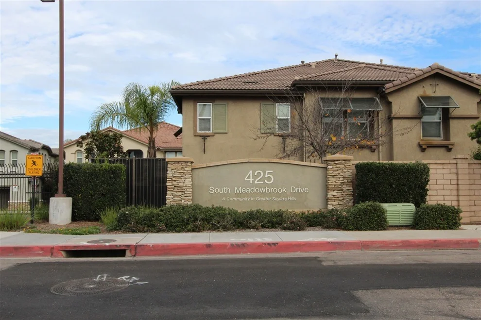 Unit for sale at 425 S Meadowbrook Dr, San Diego, CA 92114