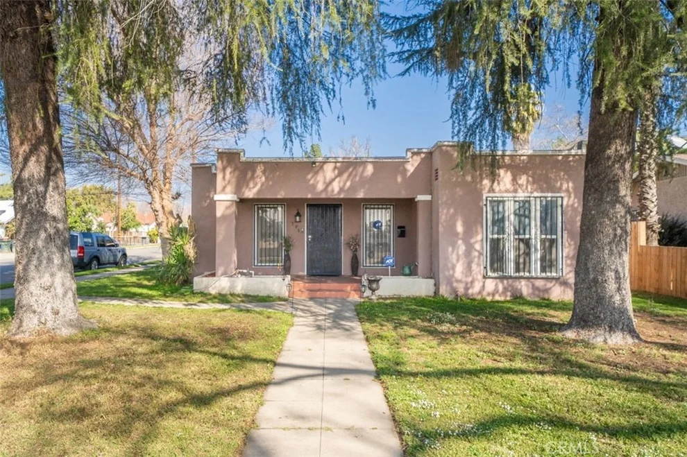Unit for sale at 396 W 23rd Street, San Bernardino, CA 92405