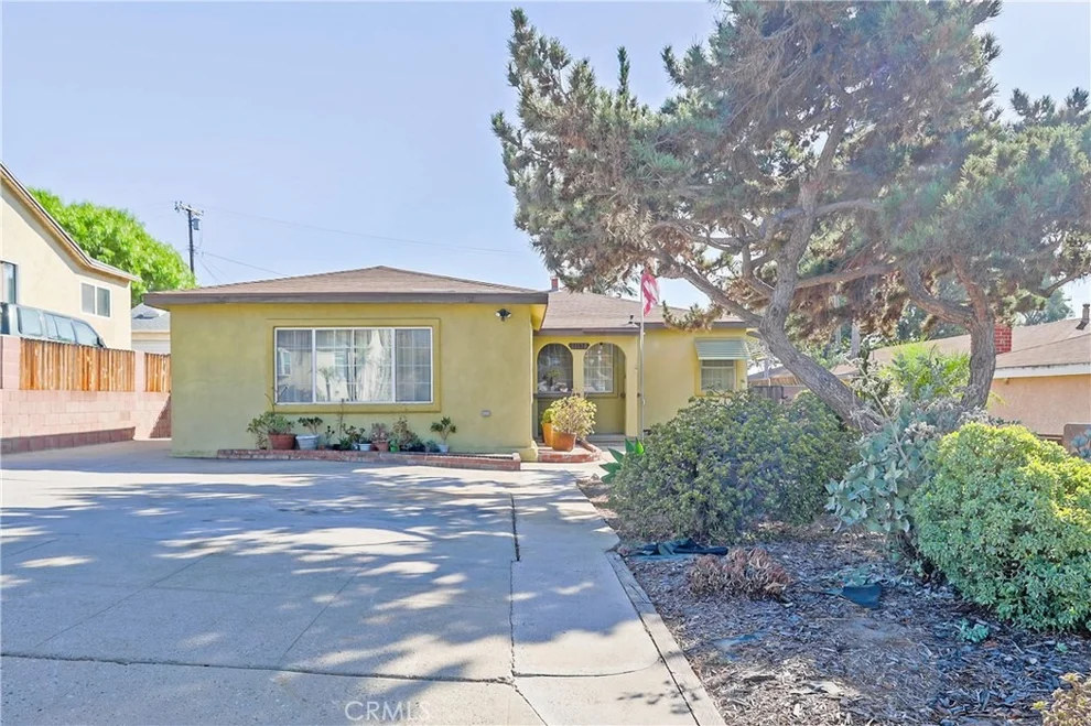 Unit for sale at 21138 La Salle Avenue, Torrance, CA 90501