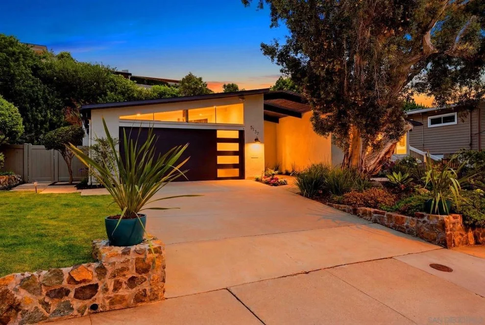 Unit for sale at 5137 San Aquario Dr, San Diego, CA 92109