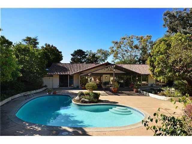Unit for sale at 7867 La Jolla Vista Drive, La Jolla, CA 92037