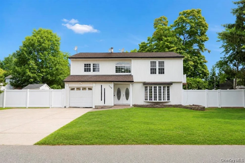 Unit for sale at 779 Peconic Avenue, Babylon, NY 11704
