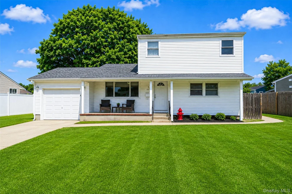 Unit for sale at 117 Timberline Drive, Islip, NY 11717
