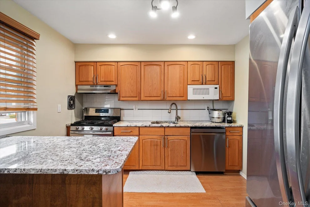 Unit for sale at 630 Fulton Street, Oyster Bay, NY 11735