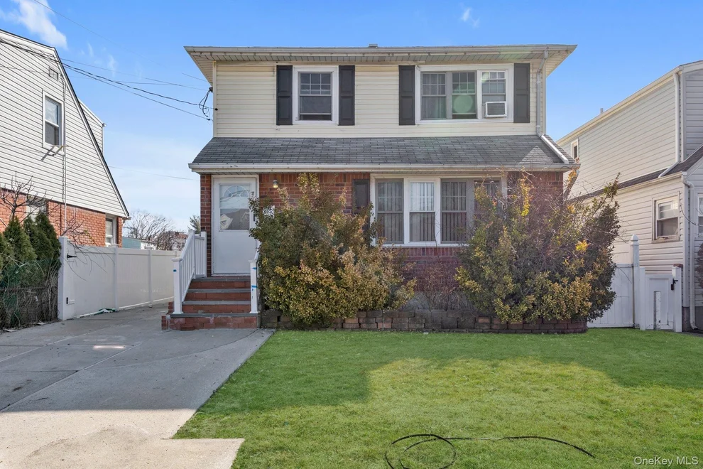 Unit for sale at 220 Crown Avenue, Hempstead, NY 11001