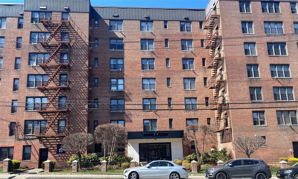 Unit for sale at 77 Bronx River Road, Yonkers, NY 10704