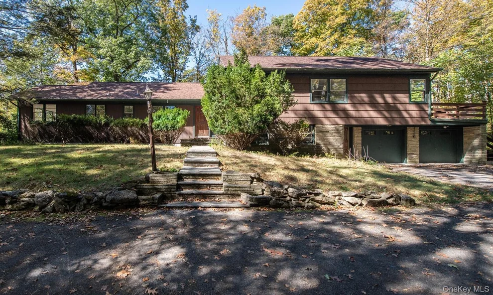 Unit for sale at 19 Ridgeview Road, Poughkeepsie (Town), NY 12603