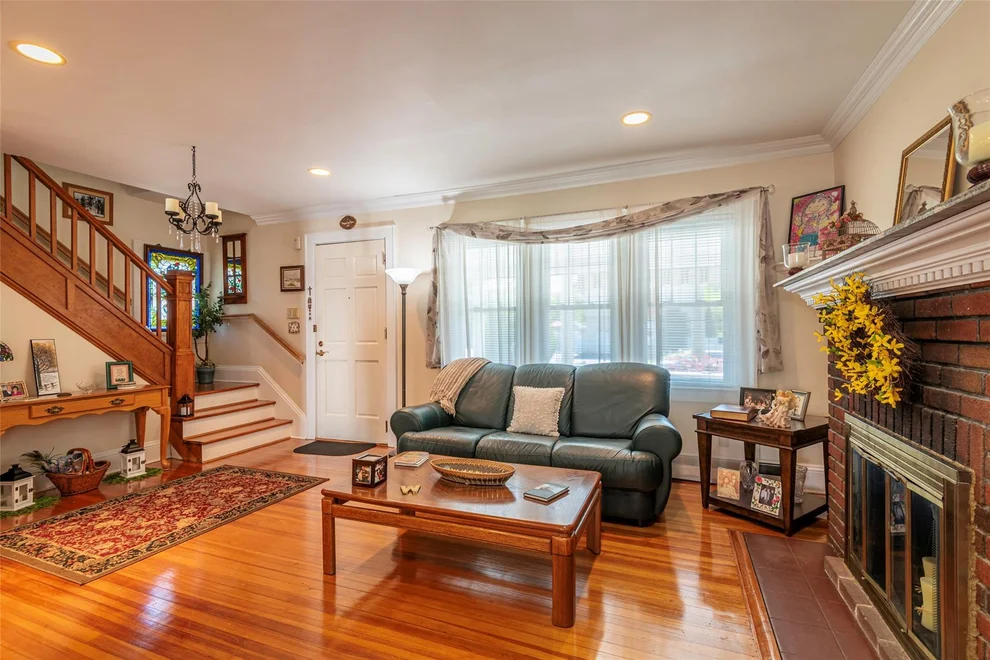 Unit for sale at 138 Oceanview Road, Hempstead, NY 11518