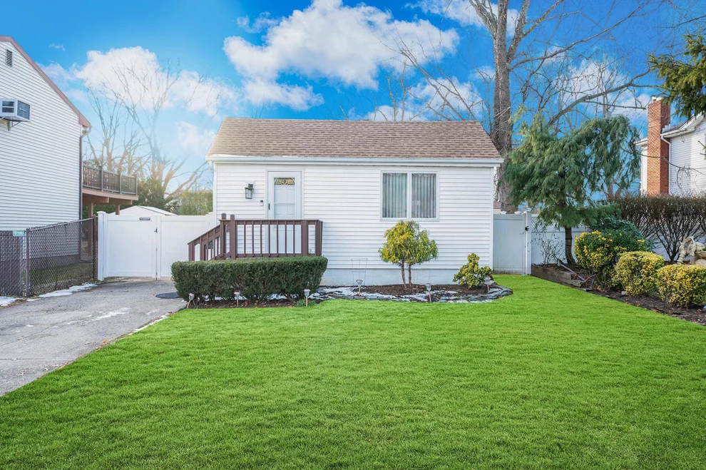 Unit for sale at 681 East Drive, Babylon, NY 11757