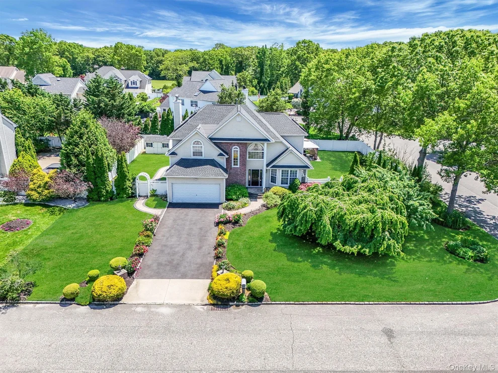 Unit for sale at 18 Cayla Lane, Brookhaven, NY 11776