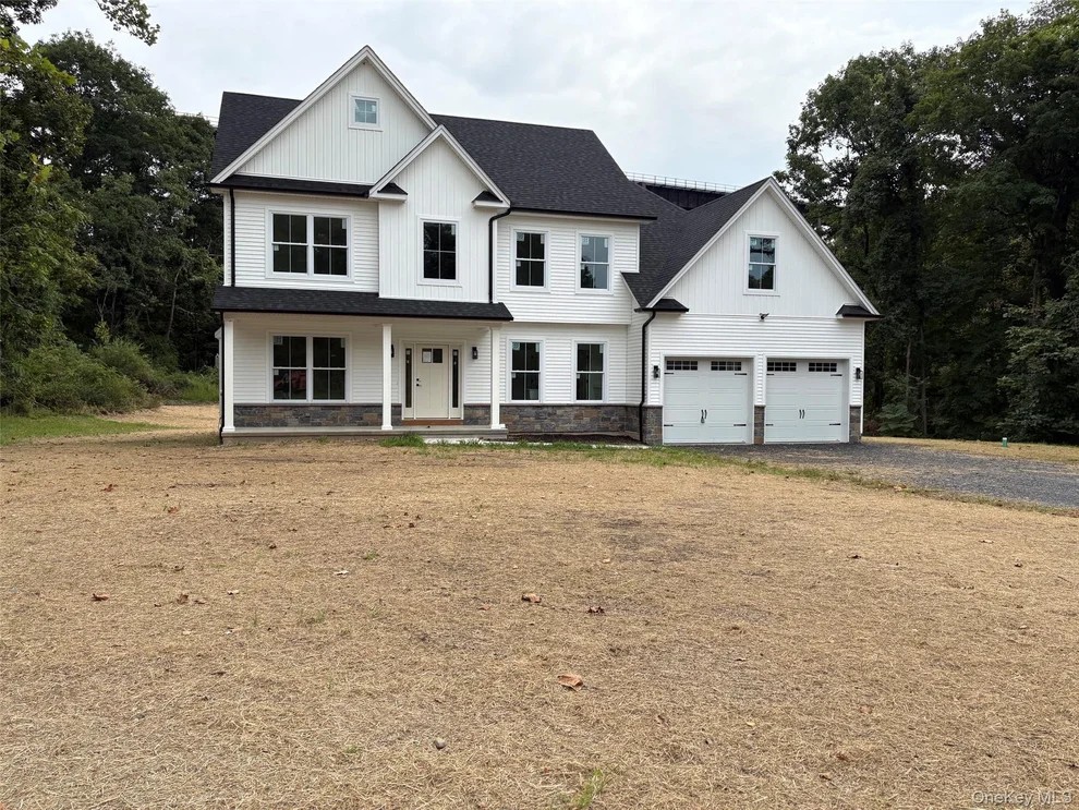 Unit for sale at 4 Rosewood Lane, Cornwall, NY 12553