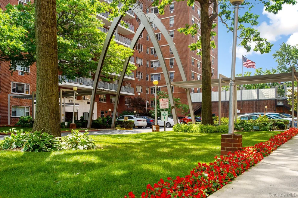 Unit for sale at 52-30 39th Drive, New York, NY 11377