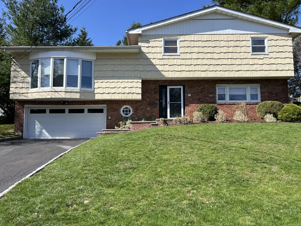 Unit for sale at 24 Hemlock Road, Greenburgh, NY 10530