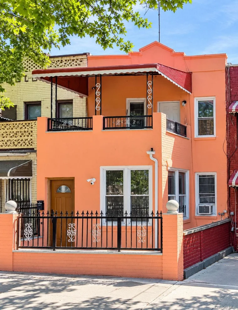 Photo of 1238 Manor Avenue, Bronx, NY 10472