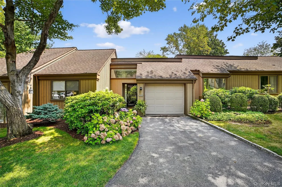 Unit for sale at 372 Heritage Hills, Somers, NY 10589