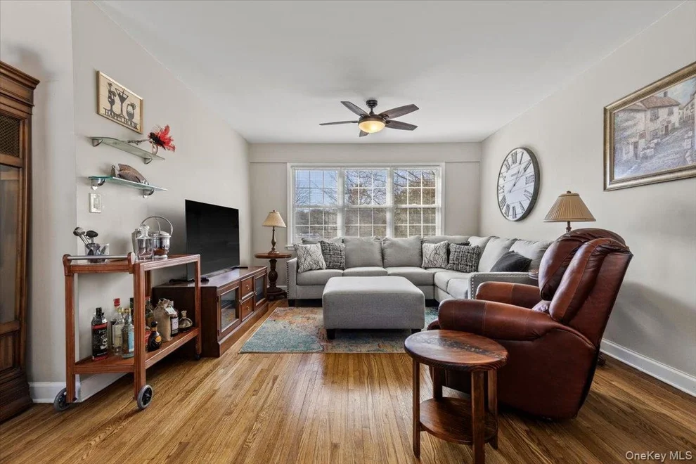 Unit for sale at 21 Fieldstone Drive, Greenburgh, NY 10530