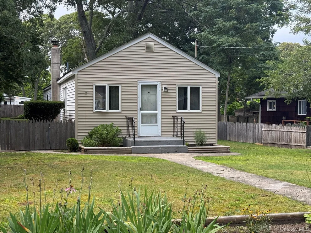 Unit for sale at 29 Maplewood Avenue, Brookhaven, NY 11784