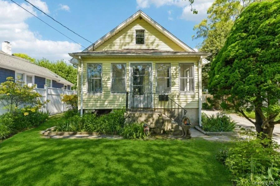 Unit for sale at 135 Winding Street, Huntington, NY 11746