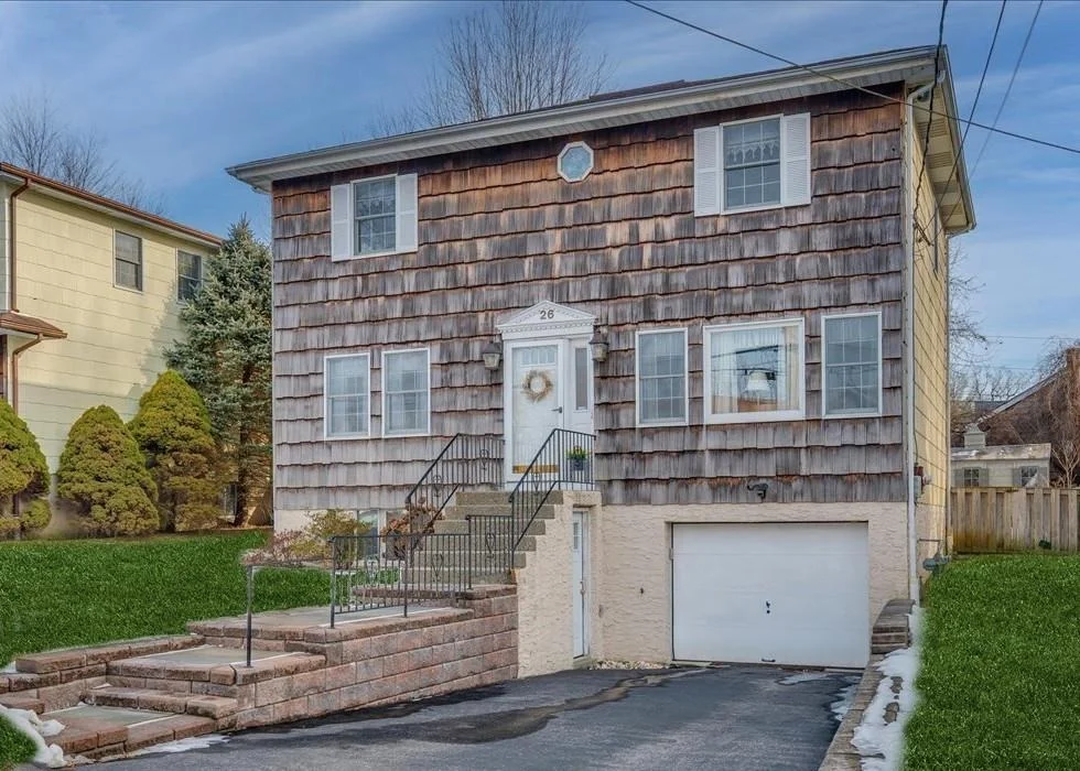 Unit for sale at 26 E Oxford Street, Mount Pleasant, NY 10595