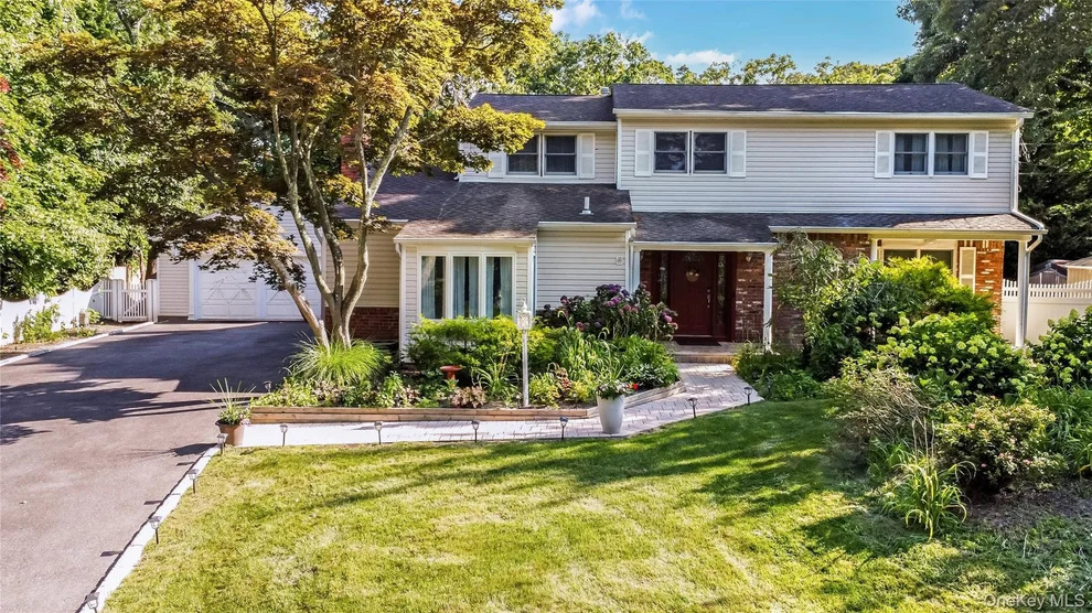 Unit for sale at 6 Marlon Lane, Islip, NY 11788