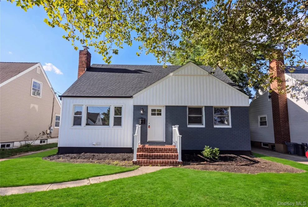 Unit for sale at 843 Jerusalem Avenue, Hempstead, NY 11566