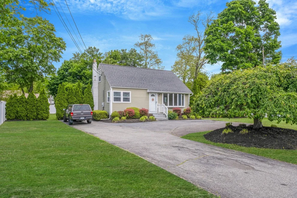 Unit for sale at 2251 Ocean Avenue, Islip, NY 11779