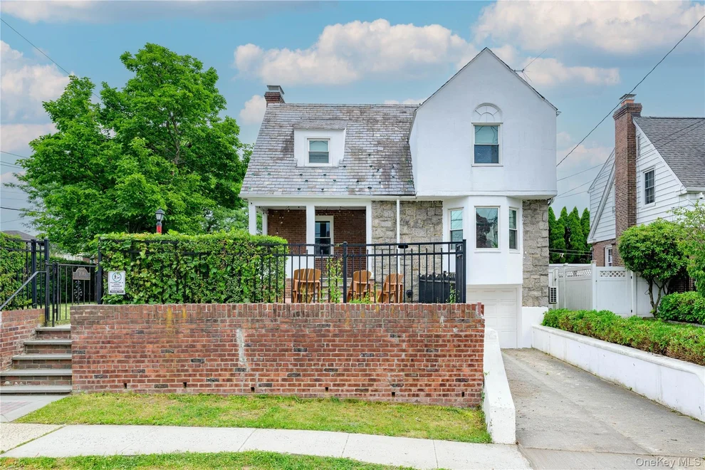 Unit for sale at 106 Dunwoodie Street, Yonkers, NY 10704
