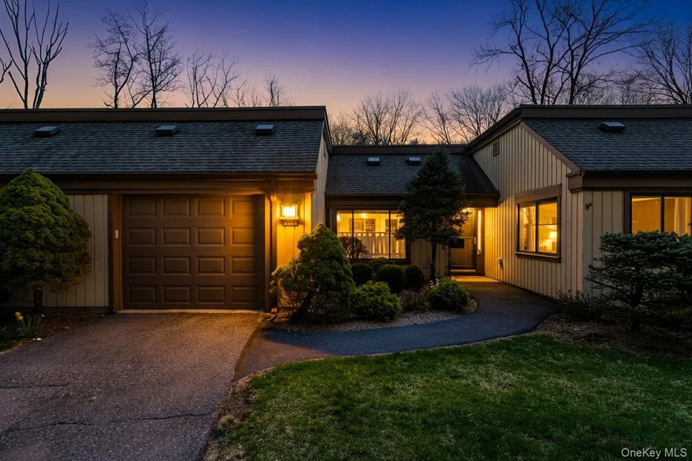 Unit for sale at 272 Heritage Hills, Somers, NY 10589