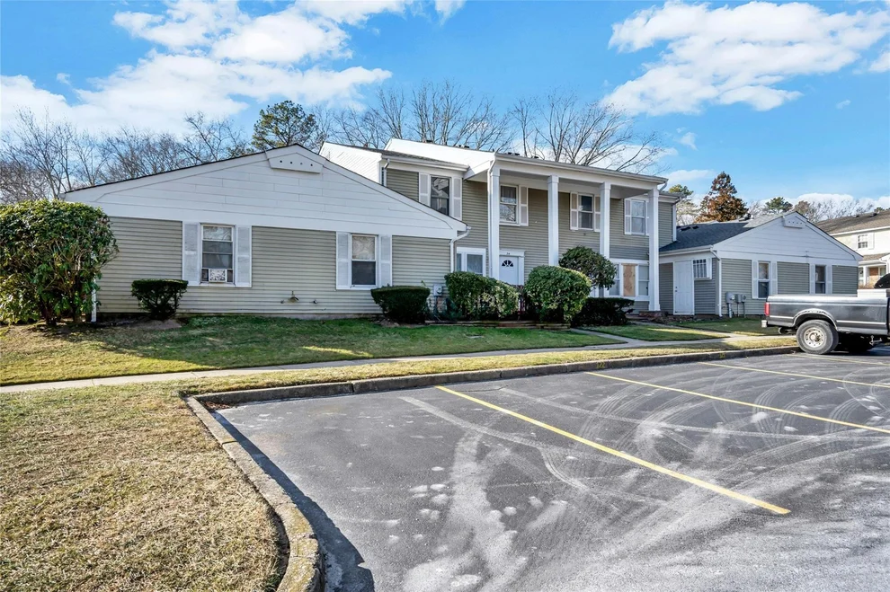 Unit for sale at 3A Independence Court, Brookhaven, NY 11961