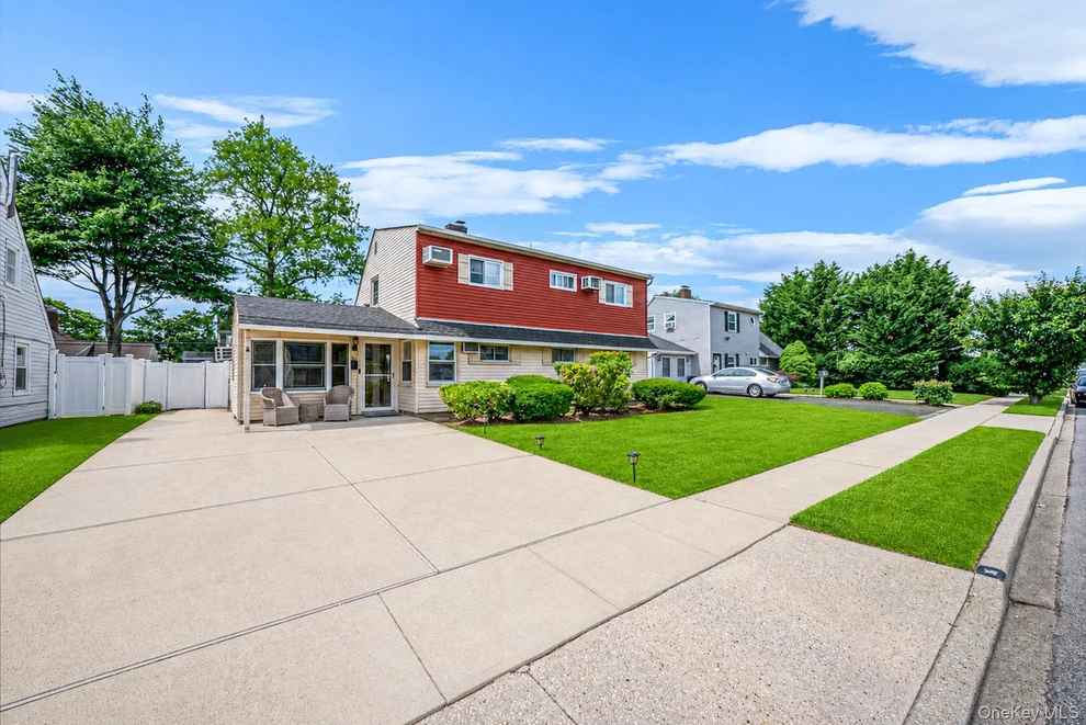 Unit for sale at 36 Sunrise Lane, Hempstead, NY 11756