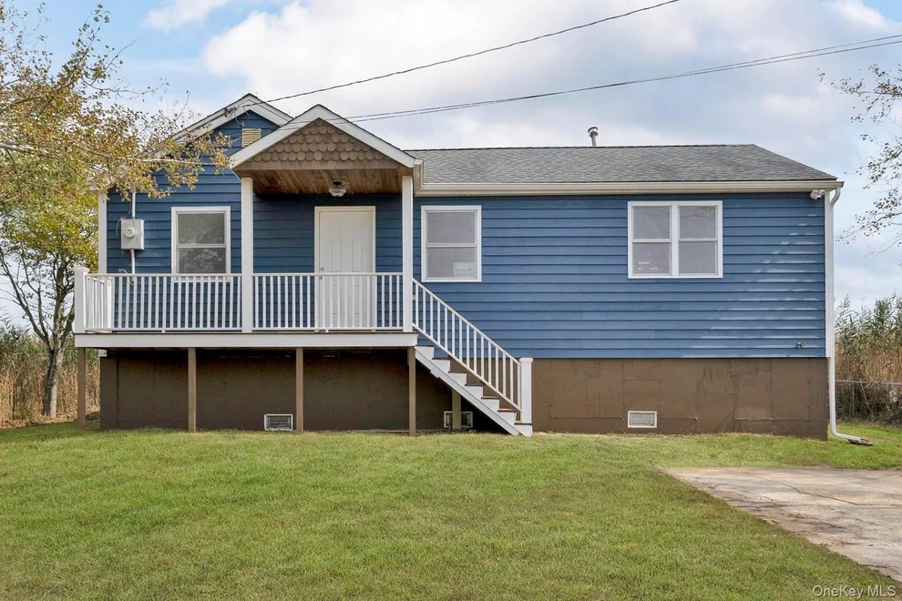 Unit for sale at 17 Bellport Road, Brookhaven, NY 11951