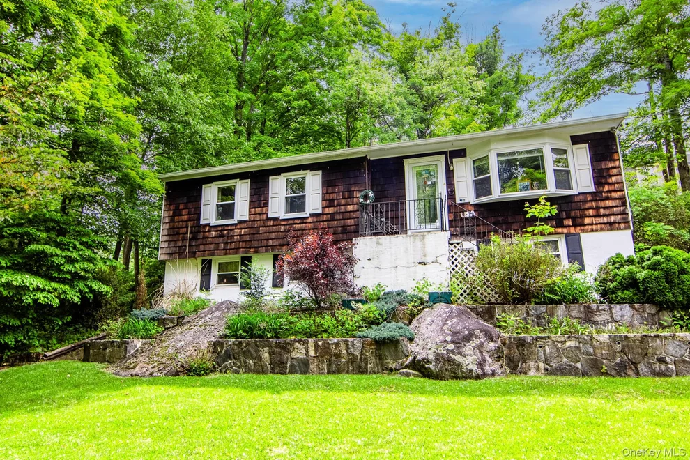 Unit for sale at 36 Rochambeau Road, Philipstown, NY 10524