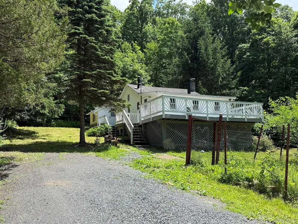 Unit for sale at 25 Gloria Trail, Monroe, NY 10950