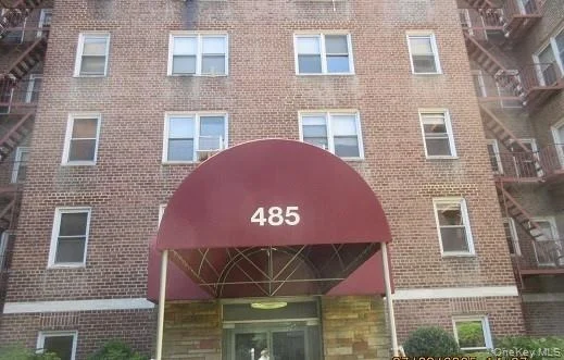 Unit for sale at 485 Bronx River, Yonkers, NY 10704