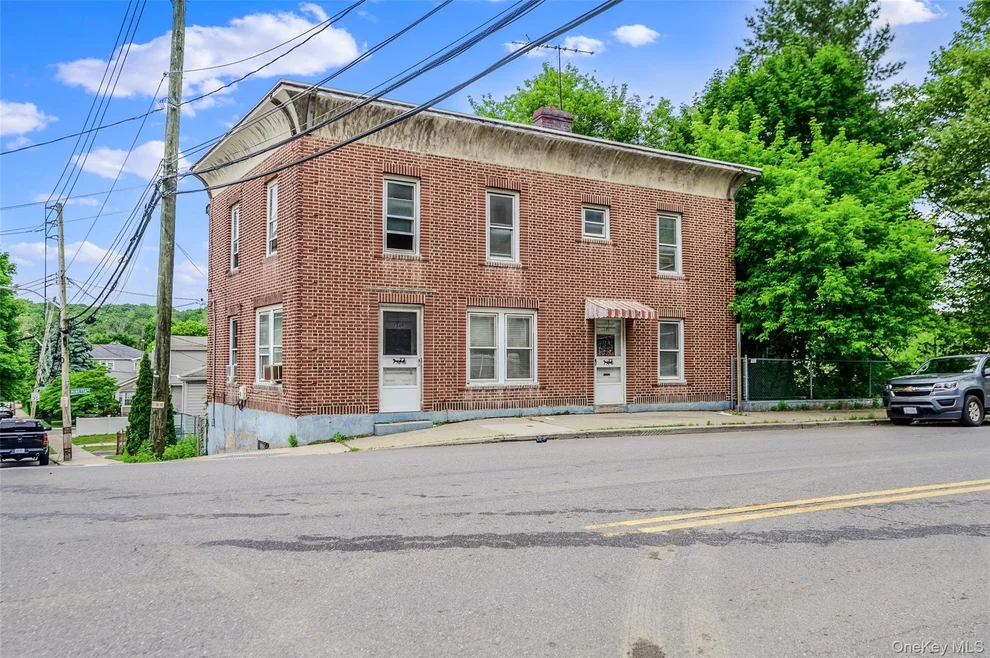 Unit for sale at 299 Tompkins Avenue, Yonkers, NY 10703